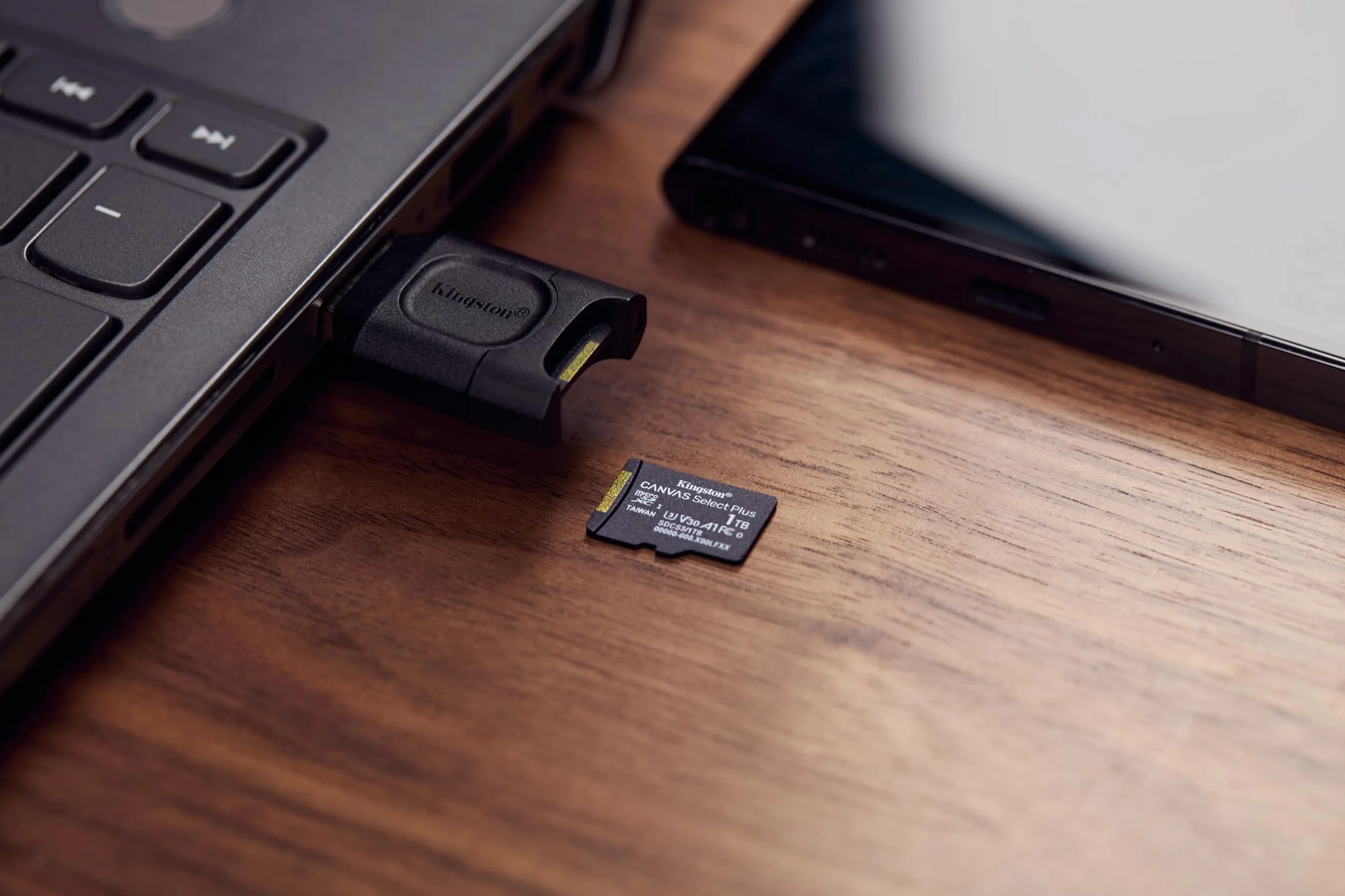 Kingston Canvas Select Plus Carte mémoire microSD 128GB microSDXC Gen3 150MB/s A1 Adaptateur SD Inclus