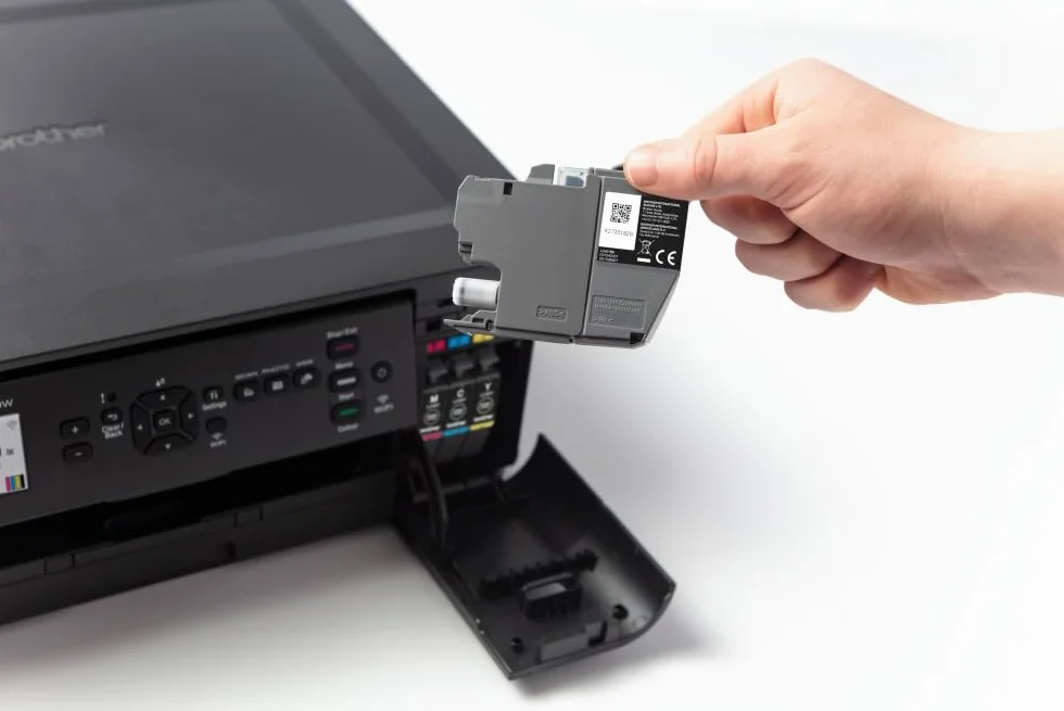 Brother DCP-J1050DW Imprimante Multifonction Jet d'Encre Couleur 3 en 1 Scanner Copieur Noir